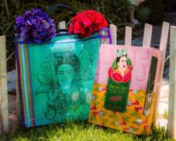 Suavecita X Frida Kahlo Brush Set -Suavecito|Suavecita Shop Suavecita Frida Hollywood Shoot AB 30 cropped