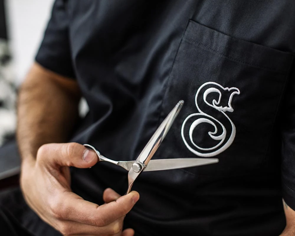 OG Barber Smock Black 5 OG Barber Smock Black - Image 3